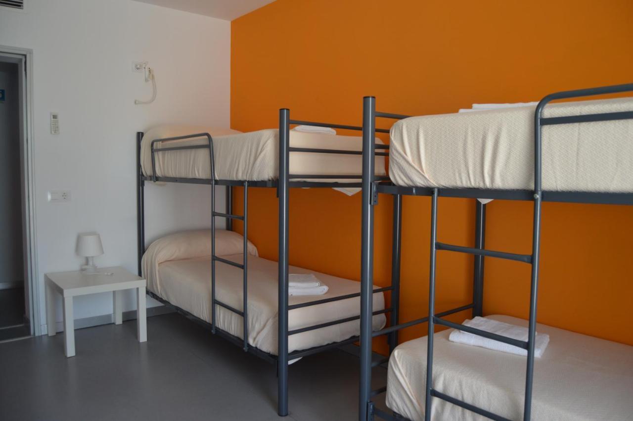 Hostel Divino Morales Arroyo de la Luz Exteriör bild